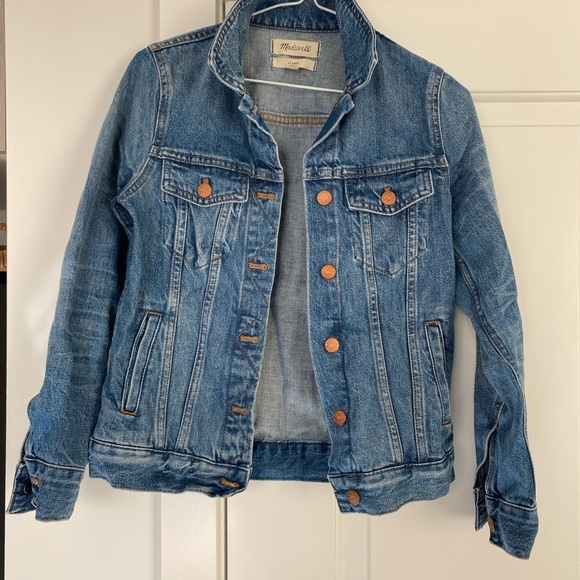 Madewell Classic Denim Jacket - Picture 3 of 6